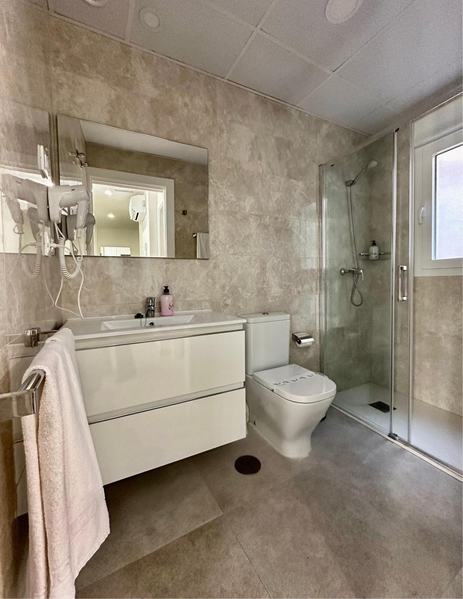 Apartamentos Turisticos Victoria Almuñécar Eksteriør billede