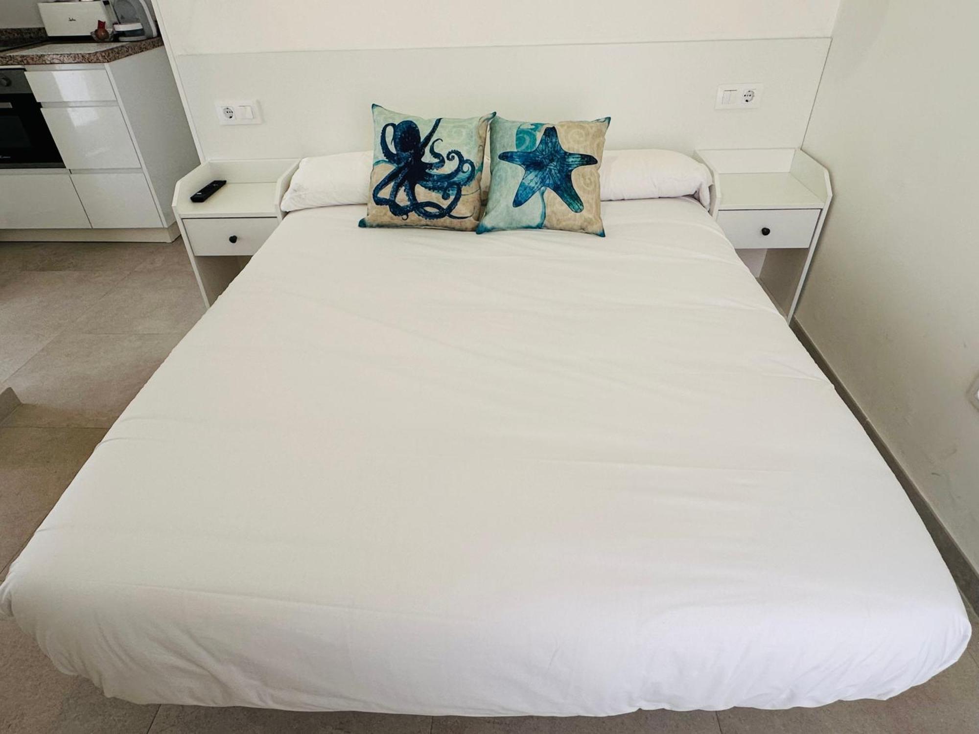 Apartamentos Turisticos Victoria Almuñécar Eksteriør billede